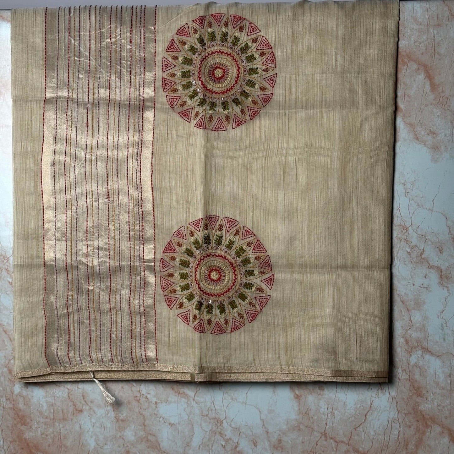 Off-White Thread work Linen Saree Circle Design