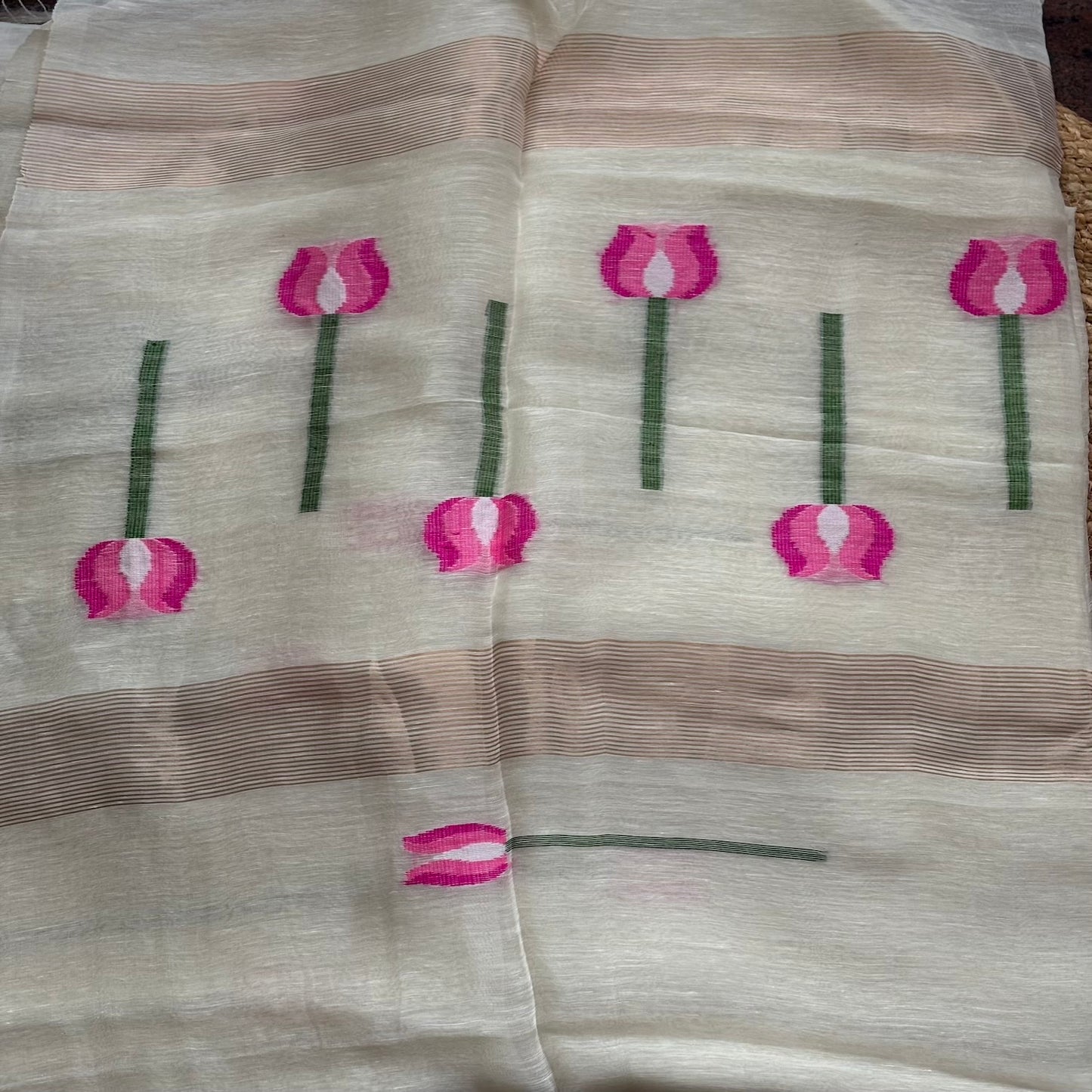 White Jamdani Pure Silk Linen Handloom Saree