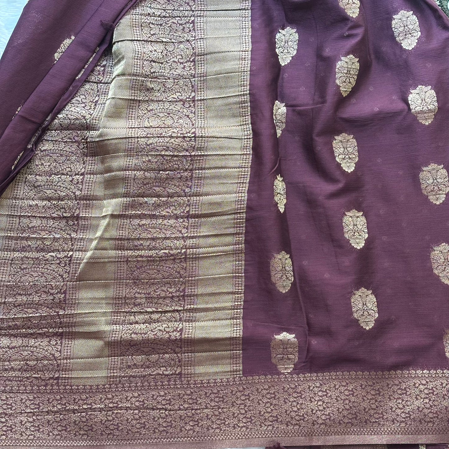Brown big butta designer soft crepe silk